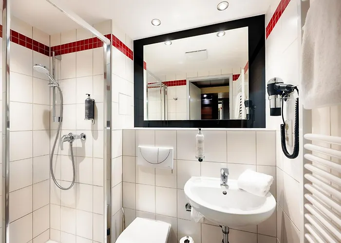 Premier Sued Hotel 3*